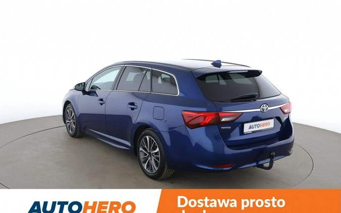Toyota Avensis cena 64000 przebieg: 108880, rok produkcji 2016 z Prószków małe 379